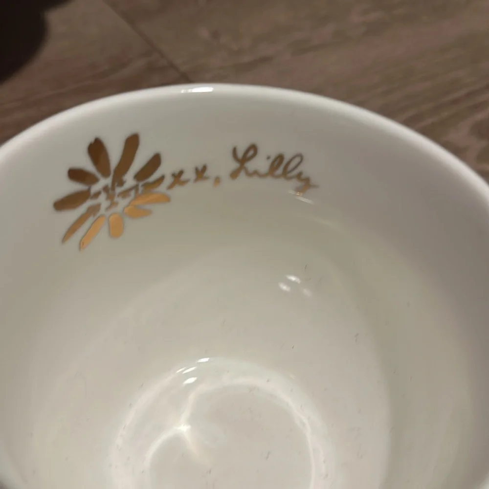 Lily Pulitzer mugs - Picture 3 of 4